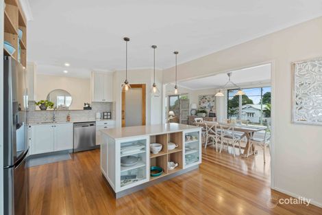 Property photo of 1 Crescent Street Urangan QLD 4655