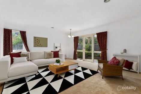 Property photo of 17 Robert Street Burwood East VIC 3151