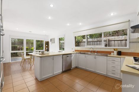 Property photo of 17 Robert Street Burwood East VIC 3151