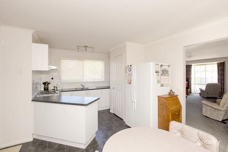 Property photo of 2/19 Hines Court Kangaroo Flat VIC 3555