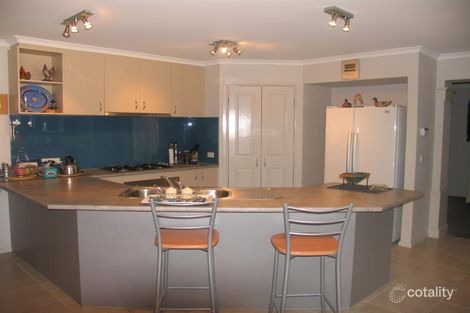 Property photo of 2 Jack William Way Berwick VIC 3806