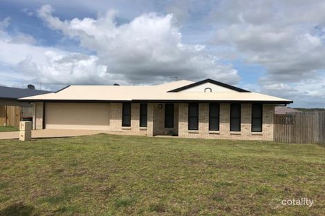 13 Geoff Wilson Dr, Norman Gardens, QLD 4701