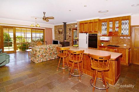 Property photo of 70 Daisy Hill Road Doreen VIC 3754
