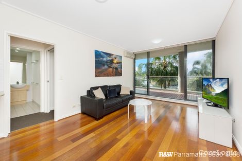 Property photo of 3/27 Bennelong Parkway Wentworth Point NSW 2127