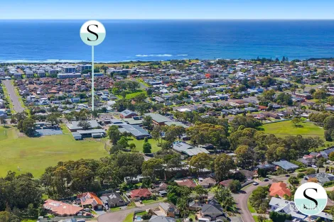 107 Park Ave, Caves Beach, NSW 2281