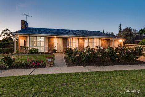 Property photo of 5 Radovic Court Cranbourne North VIC 3977