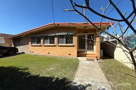 5 Fiona St, Biggera Waters, QLD 4216