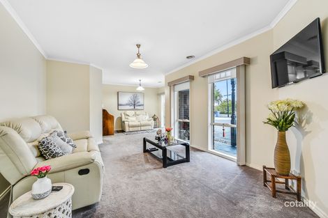 Property photo of 9 Cresthaven Boulevard Berwick VIC 3806