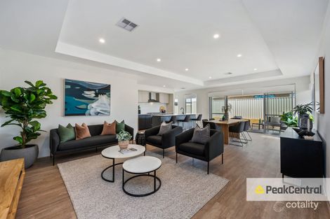 18 Raffles Way, Golden Bay, WA 6174