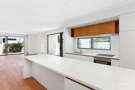 15a Fourteenth Ave, Palm Beach, QLD 4221