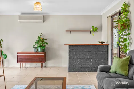 Property photo of 16 Schanck Drive Metford NSW 2323