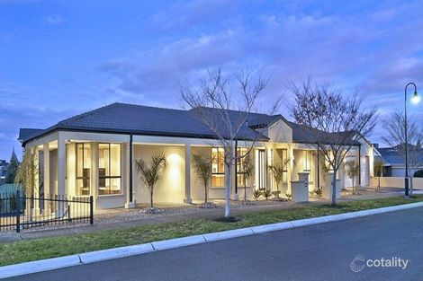 18 Alanbrae Tce, Attwood, VIC 3049