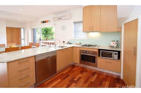 Property photo of 4/121 Hawthorne Road Hawthorne QLD 4171