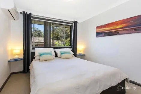 Property photo of 31 Bomaderry Crescent Glenning Valley NSW 2261