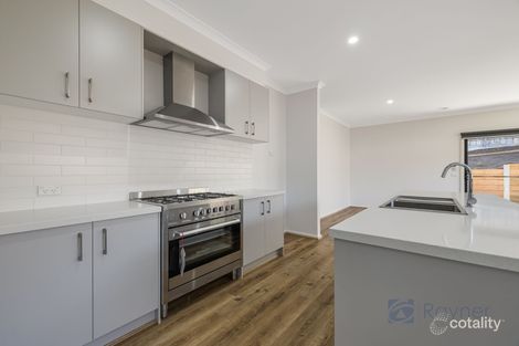 Property photo of 242 Stonehill Drive Maddingley VIC 3340
