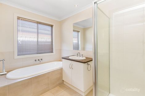 Property photo of 17 Thomas Drive Marong VIC 3515