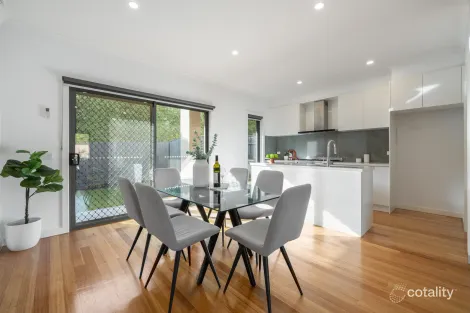 Property photo of 30C Macrina Street Oakleigh East VIC 3166