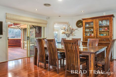 Property photo of 3 Hepburn Way Caroline Springs VIC 3023