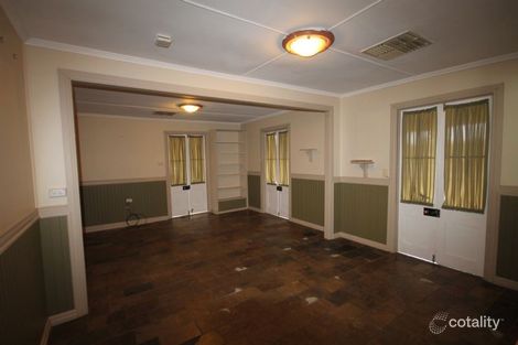 Property photo of 74 Racecourse Road Richmond Hill QLD 4820