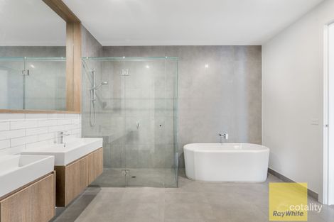 Property photo of 7 Havenlea Lane Cairnlea VIC 3023