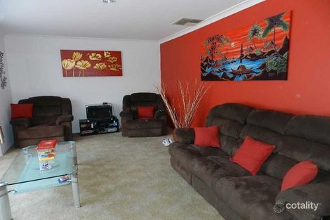 Property photo of 15 Minda Place Wanneroo WA 6065
