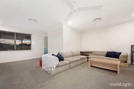 Property photo of 34 Crommelin Crescent St Helens Park NSW 2560