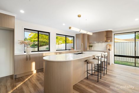 Property photo of 22 Ashburton Close Arundel QLD 4214