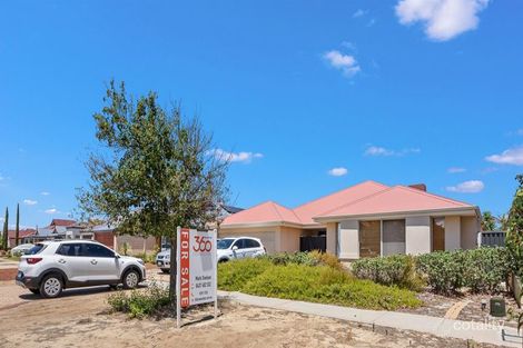 Property photo of 83 Edgecombe Pass Aveley WA 6069