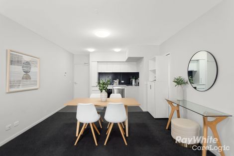 Property photo of 205/95 Warrigal Road Hughesdale VIC 3166