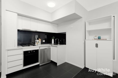 Property photo of 205/95 Warrigal Road Hughesdale VIC 3166