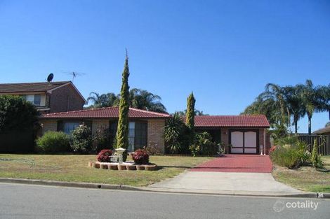 17 Buckingham Cres, Chipping Norton, NSW 2170