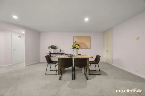 Property photo of 27/1 Eldridge Crescent Garran ACT 2605