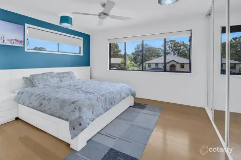 Property photo of 27 Tanzen Drive Arundel QLD 4214