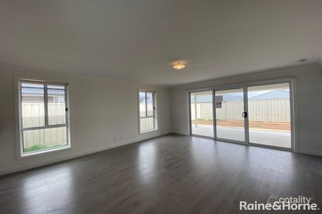 17 Drupe St, Munno Para West, SA 5115