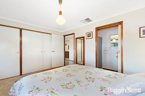 Property photo of 2 Roy Court Keysborough VIC 3173