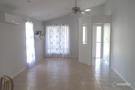Property photo of 9 Vernon Court Heritage Park QLD 4118