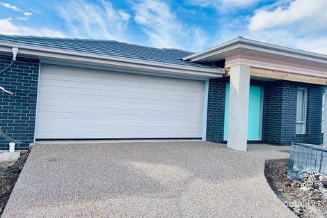 Property photo of 37 Madden Boulevard Tarneit VIC 3029