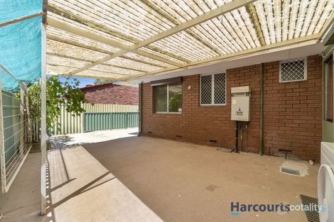 Property photo of 6 Curlew Court Kelmscott WA 6111
