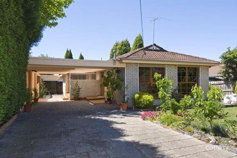 Property photo of 4 Hooper Street Macleod VIC 3085