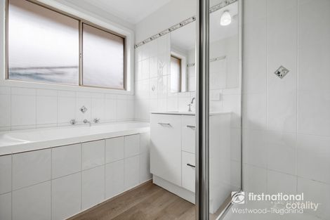 Property photo of 13 Bartlett Crescent Hoppers Crossing VIC 3029