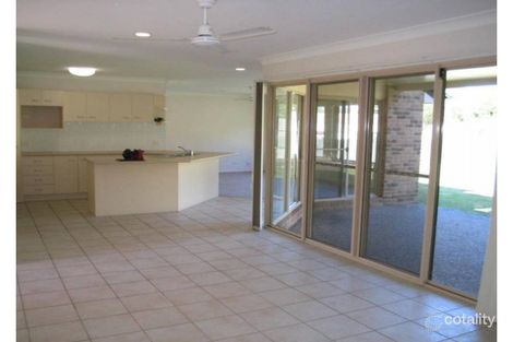 Property photo of 3 Fiddle Court Arana Hills QLD 4054