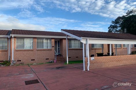 2/5 Madden St, Oak Flats, NSW 2529