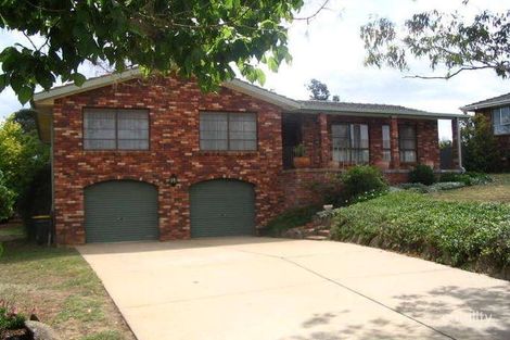 Property photo of 7 Renmark Avenue Young NSW 2594