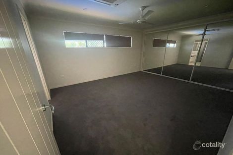 Property photo of 5 Mooney Court Marian QLD 4753