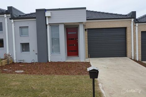 Property photo of 21 Denistoun Crescent Cranbourne VIC 3977