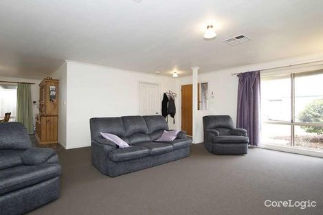 Property photo of 17 Darley Circuit Noarlunga Downs SA 5168