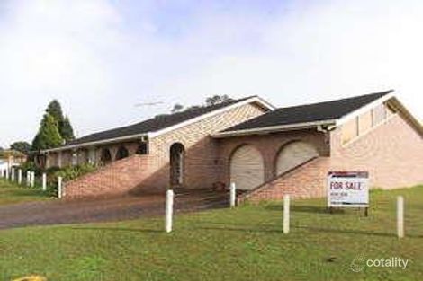 2 Risdon Cres, Kariong, NSW 2250