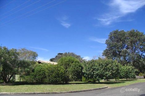 2 Throsby St, Shoalhaven Heads, NSW 2535