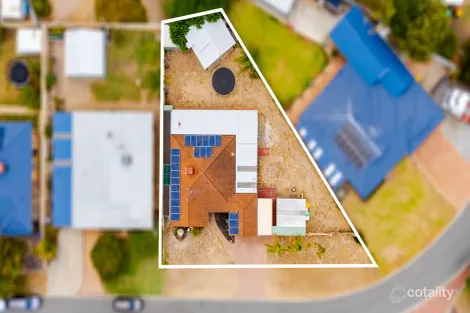 Property photo of 10 Kentia Close Warnbro WA 6169
