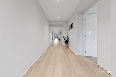 Property photo of 29 Vanessa Circuit Pakenham VIC 3810